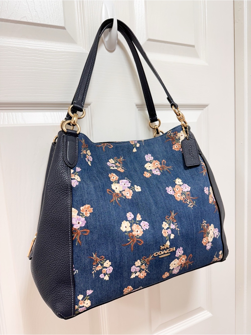 Coach Hallie Shoulder Bag Floral Bouquet Denim Print Navy Leather - Picture 3 of 15
